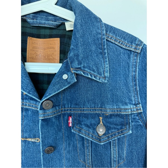 Levi’s Premium Denim Jacket - Picture 3 of 9
